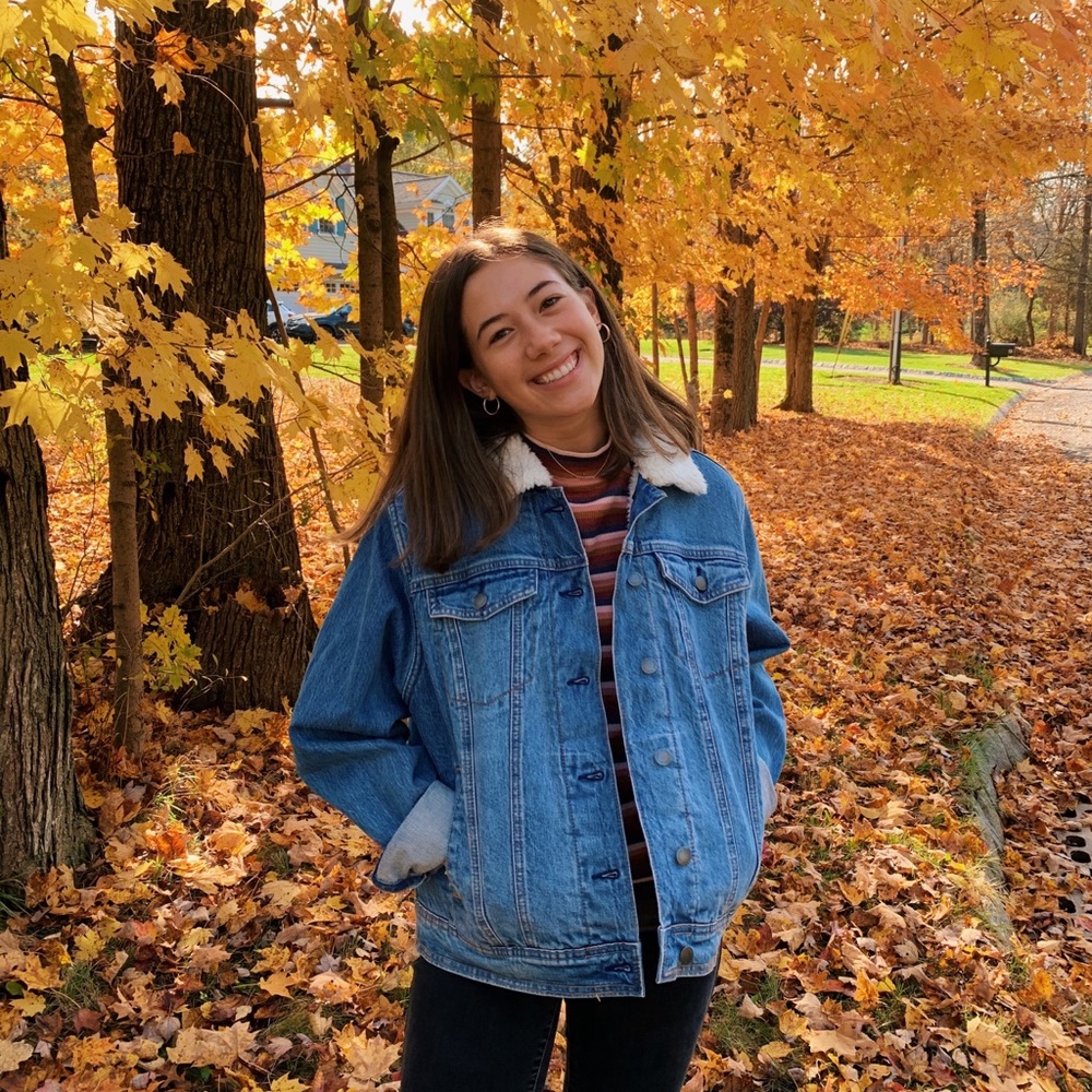 Meet your Posher, Claire